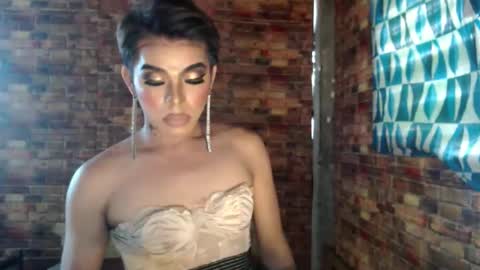 Snapshot of hadasam26 chatting on 10.06.25 SAM online show from 10.06.25