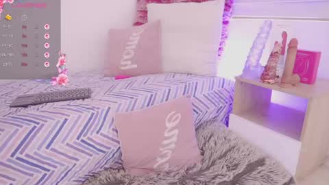 Hade online show from 04.15.26