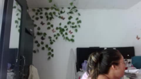 hader_wild21 online show from 01.24.25