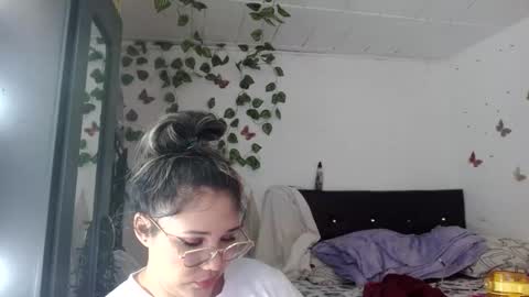 hader_wild21 online show from 02.06.25