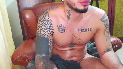 Snapshot of hades_carter chatting on 12.21.24 Hades online show from 12.21.24