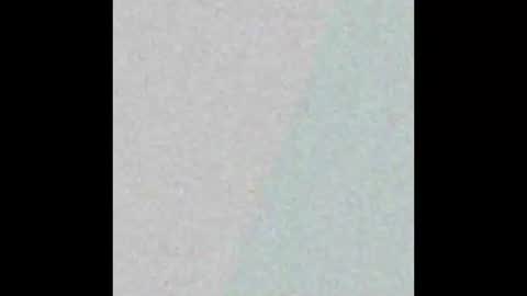 Snapshot of hadid_jimenez chatting on 02.10.26 Hadid online show from 02.10.26