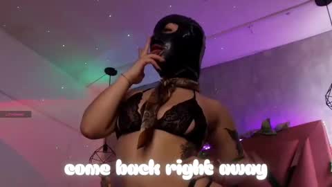 Haely online show from 10.26.25