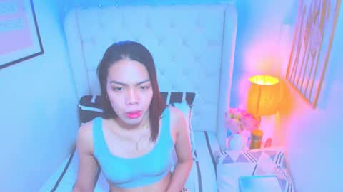 Snapshot of hailee_harper chatting on 02.15.25 HAILEE HORNY online show from 02.15.25