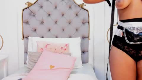 hailey 07 online show from 02.28.26