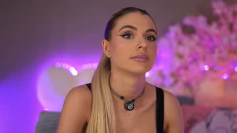 Snapshot of hailey_madow chatting on 07.19.26 Hailey online show from 07.19.26