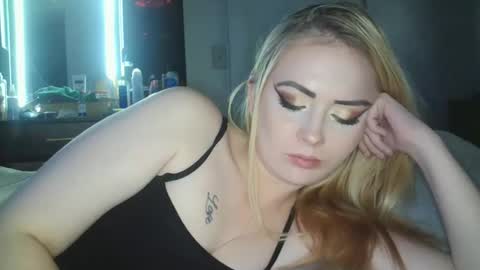 Snapshot of haileyakuma69 chatting on 02.05.25 Hailey and d online show from 02.05.25