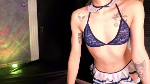 haileycat_ online show from 05.15.26