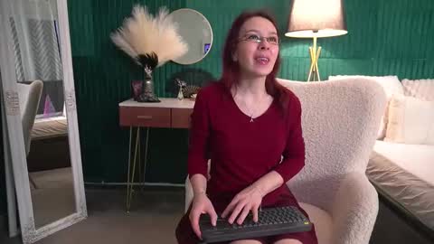 Hailey online show from 03.16.26