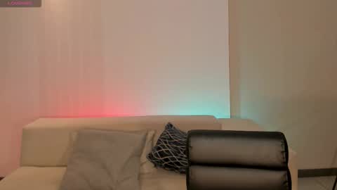 Hailey online show from 03.05.26