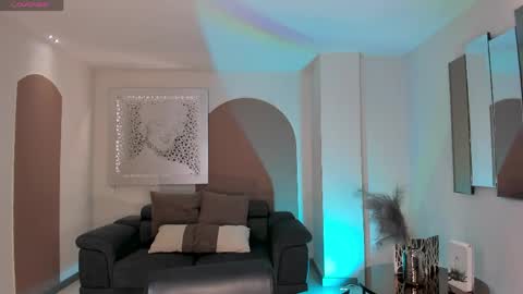 Hailey online show from 03.27.26