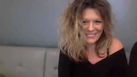 Hailey online show from 11.12.25