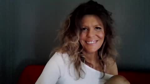 Hailey online show from 01.09.26