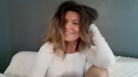 Hailey online show from 01.17.26