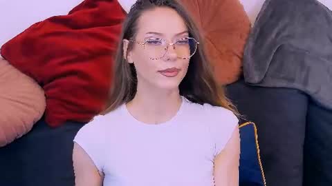 Snapshot of haileysinclair chatting on 08.03.26 Carla online show from 08.03.26