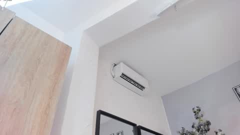 haileystonei online show from 11.05.25