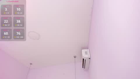 haileystonei online show from 11.29.25