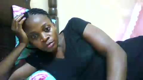 Snapshot of hairy_africanbae chatting on 06.25.26 hairy_africanbae online show from 06.25.26