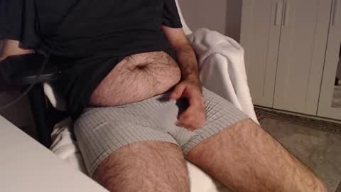 hairy_boy29 online show from 10.19.25
