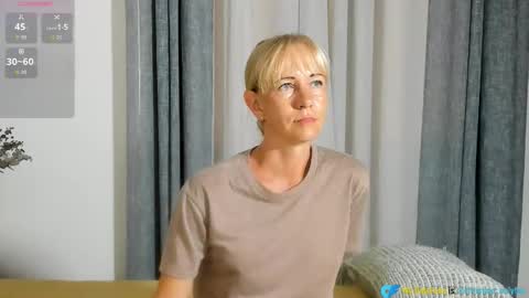 Christine -  online show from 12.04.25