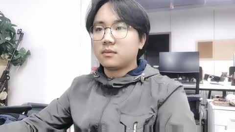 hairycol66 online show from 11.28.25