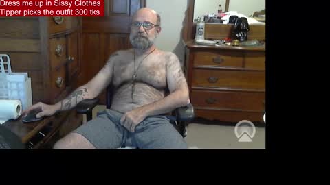 HairyDaddyBear69 online show from 02.06.26