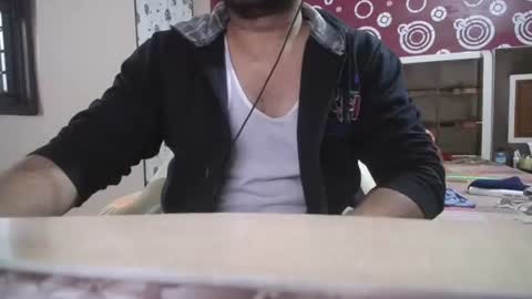 Hairyguy121 online show from 11.21.25