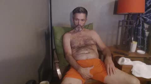 Snapshot of hairyhunghard chatting on 05.27.26 HairyHungHard online show from 05.27.26