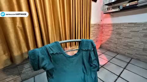 Snapshot of hairyshort chatting on 01.17.25 hairy and short online show from 01.17.25