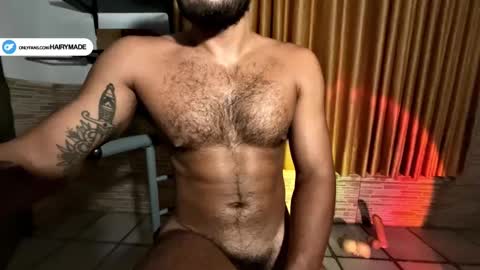 Snapshot of hairyshort chatting on 01.26.25 hairy and short online show from 01.26.25