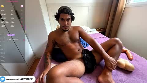 Snapshot of hairyshort chatting on 03.06.26 hairy and short online show from 03.06.26