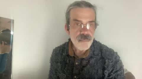 Snapshot of hairytonkas chatting on 04.12.26 HairyTonkas online show from 04.12.26