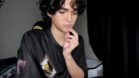 Snapshot of halan_jr chatting on 05.01.26 halan online show from 05.01.26