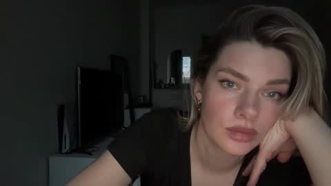 Snapshot of haley_rune chatting on 02.03.25 haley_rune online show from 02.03.25