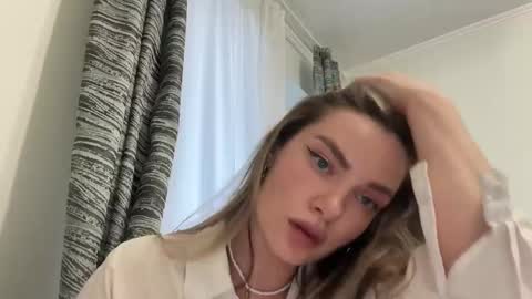 Snapshot of haley_rune chatting on 02.11.25 haley_rune online show from 02.11.25