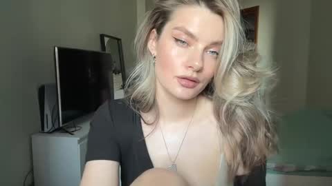 Snapshot of haley_rune chatting on 02.21.25 haley_rune online show from 02.21.25