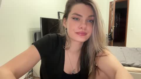 Snapshot of haley_rune chatting on 03.02.25 haley_rune online show from 03.02.25