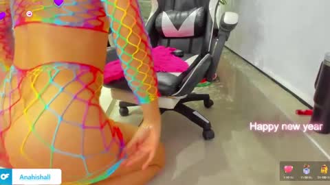 Anahis online show from 01.05.25