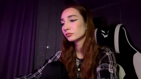 Holly online show from 11.23.25