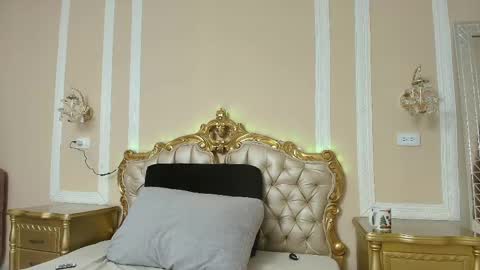 Hallie Stone online show from 03.29.26