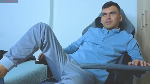 hamiltong12 online show from 04.23.26