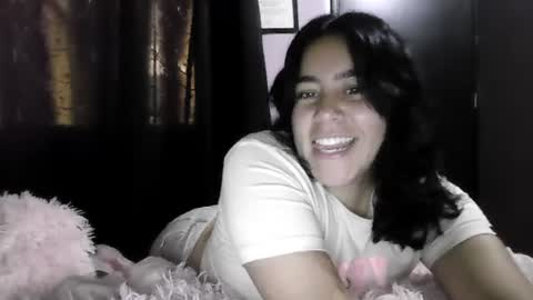 Snapshot of hanah_bakeer chatting on 07.27.26 Hanah Montana Independent model online show from 07.27.26