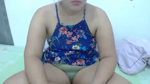 Snapshot of hanako_xoxo69 chatting on 02.25.25 -Hana- online show from 02.25.25