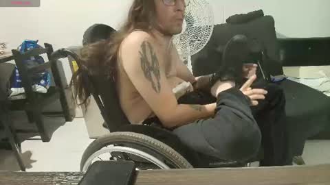 Snapshot of handicappedsex chatting on 06.26.26 my only tetraking Charly QuadriplegicMy Feet Havent Walked For 30 Years They Are Soft They Are Holy online show from 06.26.26