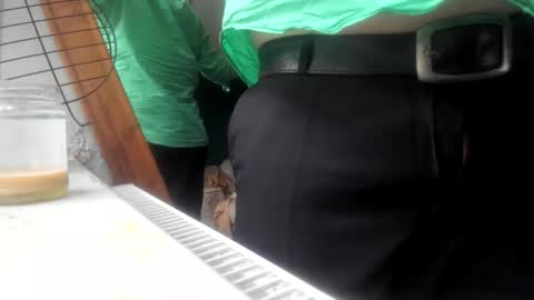 Snapshot of handncocknocum chatting on 01.04.25 handncocknocum online show from 01.04.25