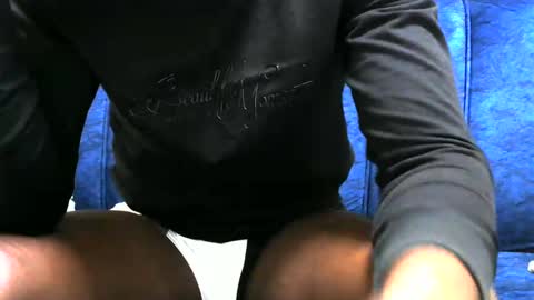 Snapshot of handsome_king30 chatting on 01.07.25 handsome king online show from 01.07.25