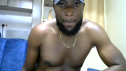 Snapshot of handsome_king30 chatting on 01.13.25 handsome king online show from 01.13.25