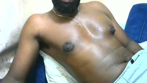 Snapshot of handsome_king30 chatting on 09.22.25 handsome king online show from 09.22.25