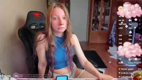Snapshot of handsome_whale chatting on 06.16.26 Mila online show from 06.16.26