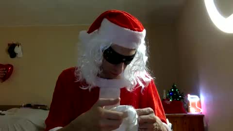 Snapshot of handsomealfie chatting on 12.01.24 HandsomeAlfie online show from 12.01.24